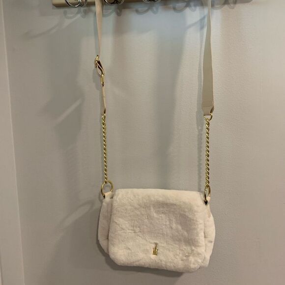 Isaac Mizrahi White Faux Fur Shoulder Bag with Gold Details - Picture 10 of 13